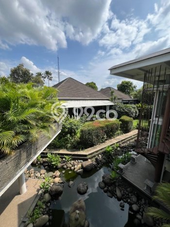 Hunian Elit LB 1000m2 Siap Pakai Desain Elegan di Sektor 5 - Bintaro, Tangerang Selatan Hunian Elit LB 1000m2 Siap Pakai Desain Elegan di Sektor 5 - Bintaro, Tangerang Selatan