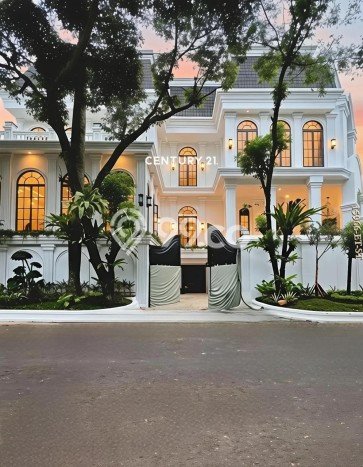 Hunian Elit LB 2200m2 Siap Huni Desain Elegan di Pondok Indah, Jakarta Selatan Hunian Elit LB 2200m2 Siap Huni Desain Elegan di Pondok Indah, Jakarta Selatan