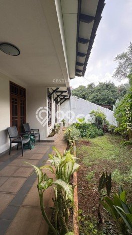 Rumah Luxury Modern Tanpa Renovasi di Tanah Kusir Jakarta Selatan Rumah Luxury Modern Tanpa Renovasi di Tanah Kusir Jakarta Selatan