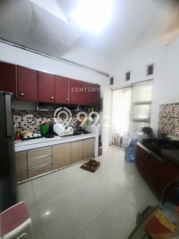 For Sale Hunian Rumah Terawat 4 KT di Bintaro, Tangerang Selatan For Sale Hunian Rumah Terawat 4 KT di Bintaro, Tangerang Selatan