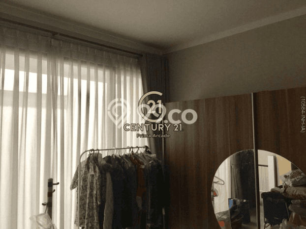Hunian Mewah LB 300m2 Siap Pakai Desain Elegan di Bintaro, Tangerang Selatan Hunian Mewah LB 300m2 Siap Pakai Desain Elegan di Bintaro, Tangerang Selatan