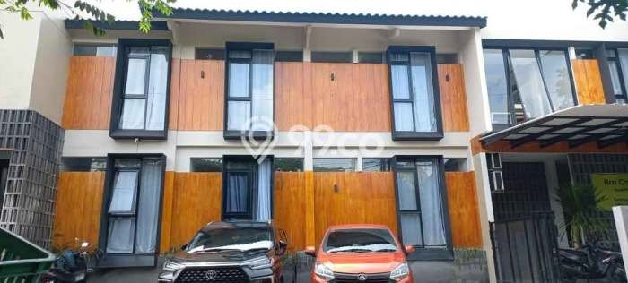 Dijual Kost Strategis di Tembalang, Semarang 22 KT, 22 KM, Luas Bangunan 560m2 Dijual Kost Strategis di Tembalang, Semarang 22 KT, 22 KM, Luas Bangunan 560m2