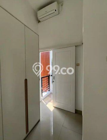 Rumah Modern Cantik 5 Kamar Bisa Langsung Pindah di Ngaliyan Rumah Modern Cantik 5 Kamar Bisa Langsung Pindah di Ngaliyan