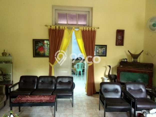 For Sale! Luxury House LT 1068m2 Desain Modern di Jangli For Sale! Luxury House LT 1068m2 Desain Modern di Jangli
