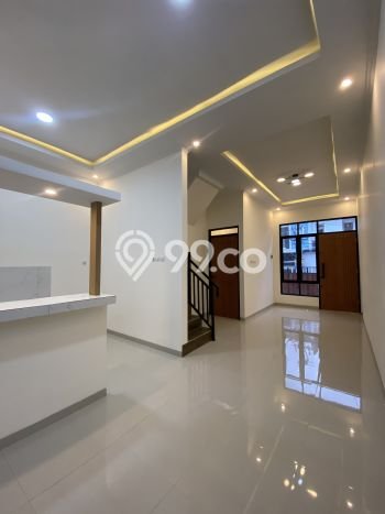 For Sale Hunian Rumah Terawat 3 Kamar di Sambiroto, Semarang For Sale Hunian Rumah Terawat 3 Kamar di Sambiroto, Semarang