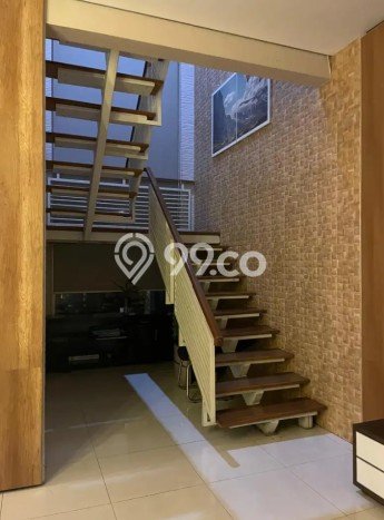 Jual Rumah Mewah Elegan Dengan View Eksklusif di Semeru, Semarang Jual Rumah Mewah Elegan Dengan View Eksklusif di Semeru, Semarang