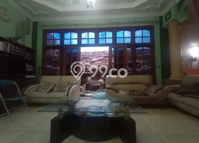 Rumah Elit Modern Tanpa Renovasi di Pamularsih Semarang Rumah Elit Modern Tanpa Renovasi di Pamularsih Semarang