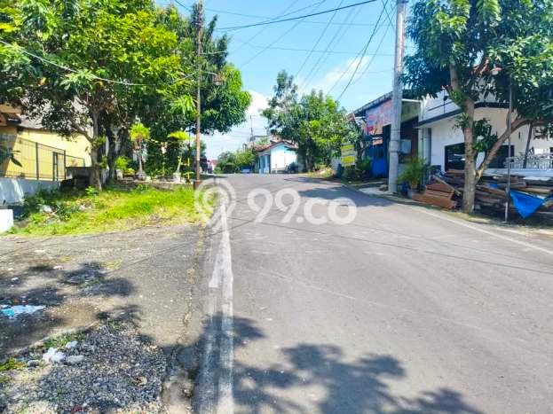 Hunian Cantik Modern Lb 125m2 di Semarang Barat, Semarang Hunian Cantik Modern Lb 125m2 di Semarang Barat, Semarang