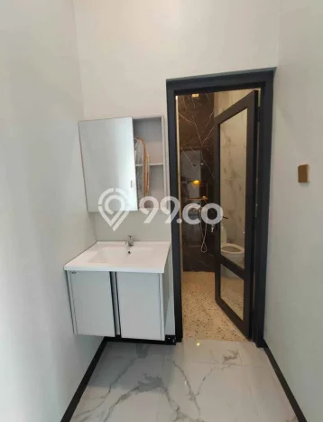 Rumah Modern 3 KT LT 200m2 di BSB City Rumah Modern 3 KT LT 200m2 di BSB City