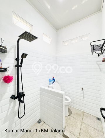 Rumah Modern Cantik 3 KT Bisa Langsung Pindah di Banyumanik Rumah Modern Cantik 3 KT Bisa Langsung Pindah di Banyumanik