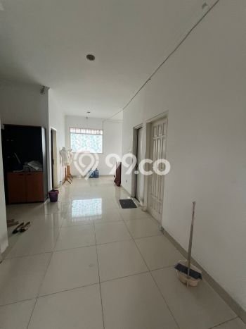 Ready to Use! Luxury House LT 250m2 Desain Modern di Rempoa Ready to Use! Luxury House LT 250m2 Desain Modern di Rempoa