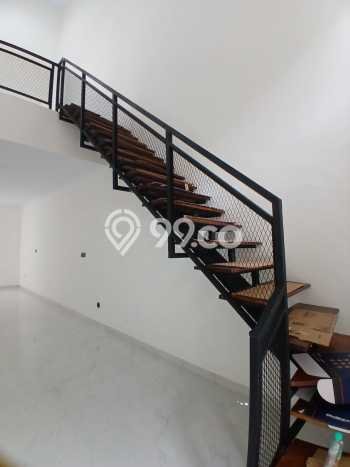 Dijual Rumah 4 Kamar Lokasi Strategis Bagus dan Strategis di BSD Dijual Rumah 4 Kamar Lokasi Strategis Bagus dan Strategis di BSD