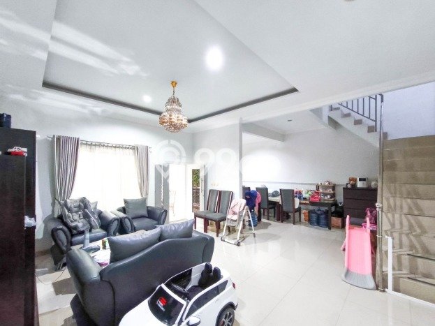 Rumah Mewah LB 194m2 Siap Huni Desain Elegan di Bintaro, Tangerang Selatan Rumah Mewah LB 194m2 Siap Huni Desain Elegan di Bintaro, Tangerang Selatan