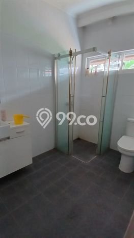 Siap Huni Rumah Mewah 5 Kamar di Tangerang Dekat ke Mana Pun Siap Huni Rumah Mewah 5 Kamar di Tangerang Dekat ke Mana Pun