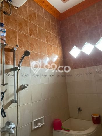 Dijual Rumah 7 Kamar Lokasi Ideal Bagus dan Strategis di Ciledug Dijual Rumah 7 Kamar Lokasi Ideal Bagus dan Strategis di Ciledug