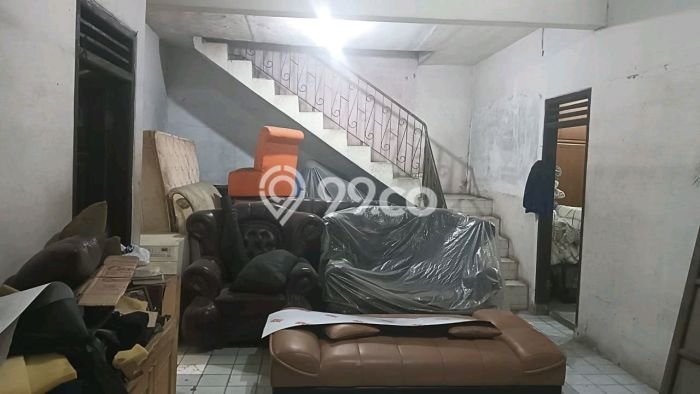 Dijual Ruko di Ciledug Tangerang LT 638m2 / LB 268m2 Dijual Ruko di Ciledug Tangerang LT 638m2 / LB 268m2