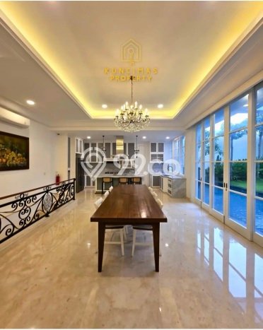 Rumah Mewah LB 760m2 Siap Pakai Desain Elegan di Kemang, Jakarta Selatan Rumah Mewah LB 760m2 Siap Pakai Desain Elegan di Kemang, Jakarta Selatan