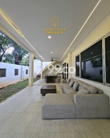 Rumah Eksklusif Dijual LT 469m2 di Kebayoran Baru, Jakarta Selatan Rumah Eksklusif Dijual LT 469m2 di Kebayoran Baru, Jakarta Selatan