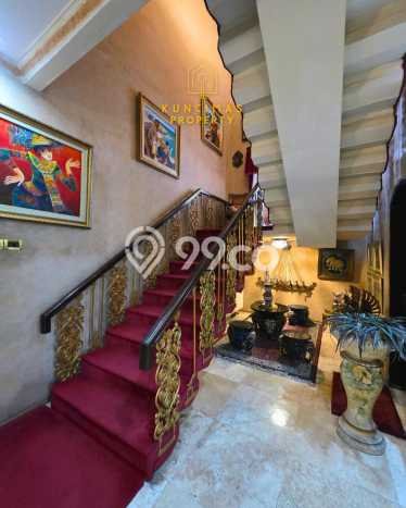 Best Deal Hunian Premium Ideal dan Luas di Tebet, Jakarta Selatan Best Deal Hunian Premium Ideal dan Luas di Tebet, Jakarta Selatan