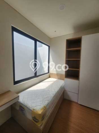 Rumah Modern Cantik 3 KT Bisa Langsung Pindah di BSD Rumah Modern Cantik 3 KT Bisa Langsung Pindah di BSD