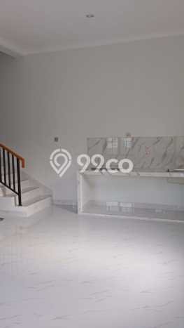 For Sale Rumah 4 Kamar Lokasi Strategis Bagus dan Strategis di BSD For Sale Rumah 4 Kamar Lokasi Strategis Bagus dan Strategis di BSD