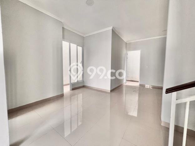 Rumah Luas Asri 4 KT Siap Pakai di BSD Nusaloka Tangerang Rumah Luas Asri 4 KT Siap Pakai di BSD Nusaloka Tangerang