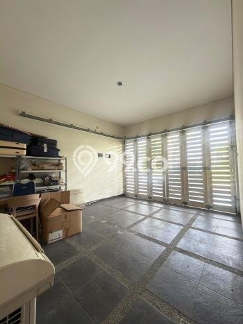 Rumah Elit Modern Tanpa Renovasi di Alam Sutera Tangerang Rumah Elit Modern Tanpa Renovasi di Alam Sutera Tangerang