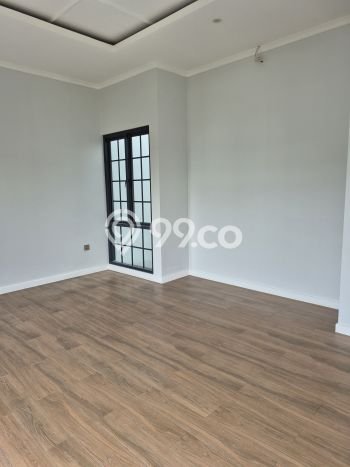 Hunian Mewah Dijual LT 142m2 di BSD, Tangerang Selatan Hunian Mewah Dijual LT 142m2 di BSD, Tangerang Selatan