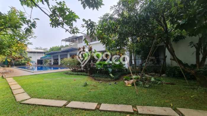Ready to Use! Premium House LT 2000m2 Desain Elegan di Alam Sutera Ready to Use! Premium House LT 2000m2 Desain Elegan di Alam Sutera