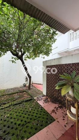 Dijual Rumah Elit Exclusive di Serpong, Tangerang Selatan Dijual Rumah Elit Exclusive di Serpong, Tangerang Selatan