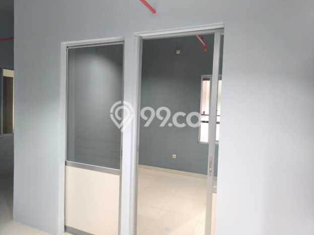 Unit Gudang disewakan di BSD Tangerang Selatan dengan LT 360m2 / LB 390m2 Unit Gudang disewakan di BSD Tangerang Selatan dengan LT 360m2 / LB 390m2
