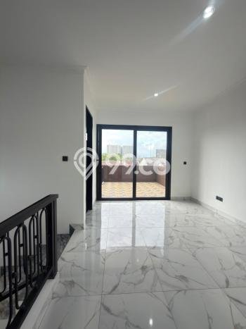 Rumah Mewah Siap Huni LT 164m2 di BSD, Tangerang Selatan Rumah Mewah Siap Huni LT 164m2 di BSD, Tangerang Selatan