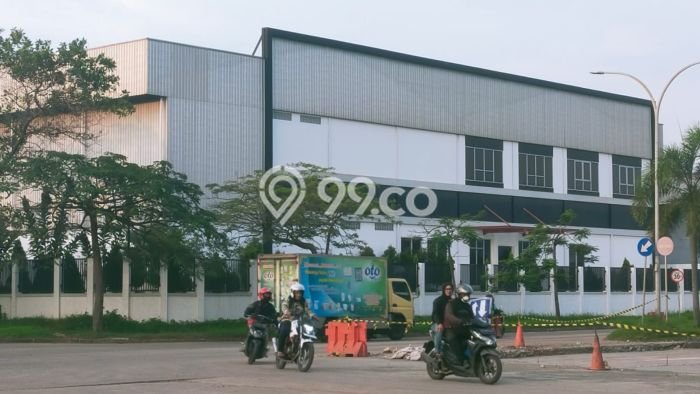 Gudang Bagus Dijual LB 2867m2 Lokasi Strategis Bekasi Area Cocok untuk Berbisnis Gudang Bagus Dijual LB 2867m2 Lokasi Strategis Bekasi Area Cocok untuk Berbisnis