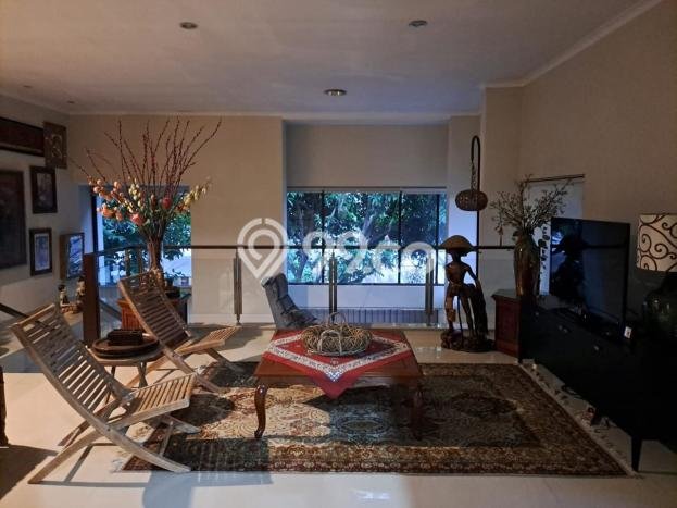 Hunian Eksklusif Siap Huni LT 395m2 di BSD, Tangerang Selatan Hunian Eksklusif Siap Huni LT 395m2 di BSD, Tangerang Selatan