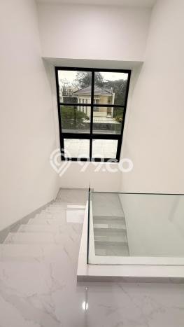 For Sale Rumah Elit Exclusive di BSD, Tangerang Selatan For Sale Rumah Elit Exclusive di BSD, Tangerang Selatan