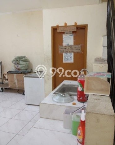 Ruko disewakan lokasi strategis Tangerang Tangerang 180m2 Ruko disewakan lokasi strategis Tangerang Tangerang 180m2