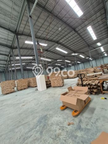 Gudang bagus disewakan di Tangerang Tangerang dengan LB 12240m2 harga sewa terbaik Gudang bagus disewakan di Tangerang Tangerang dengan LB 12240m2 harga sewa terbaik