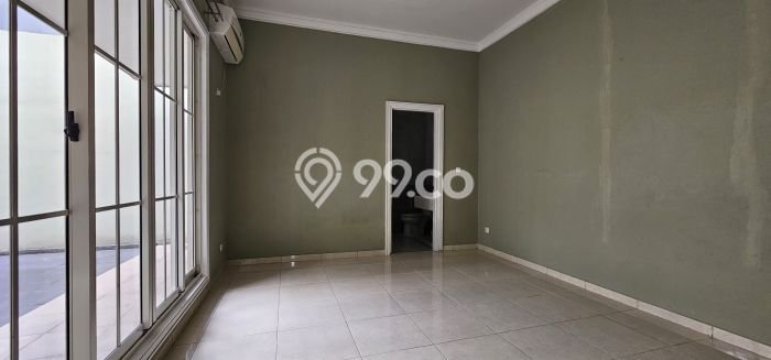 Rumah Disewakan Tangerang LT 200m2 LB 167m2 Kawasan Alam Sutera Rumah Disewakan Tangerang LT 200m2 LB 167m2 Kawasan Alam Sutera