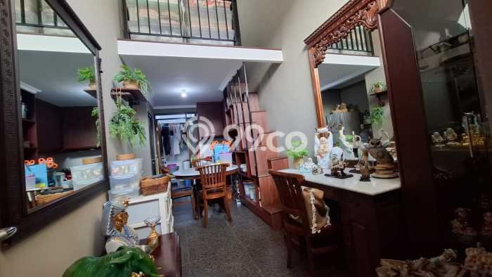 BEST PRICE! Rumah Berkualitas area Gunung Batu, LT 65m2m² LB 100m2m² BEST PRICE! Rumah Berkualitas area Gunung Batu, LT 65m2m² LB 100m2m²