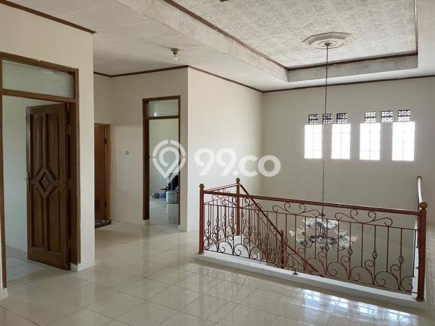 Rumah Terawat kawasan , Bandung, LT 300m2m² LB 500m2m² HARGA MENARIK! Rumah Terawat kawasan , Bandung, LT 300m2m² LB 500m2m² HARGA MENARIK!