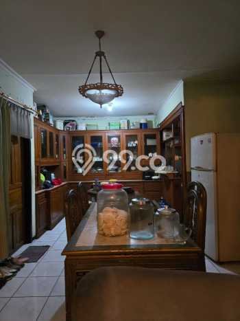 Rumah Minimalis 4 KT LT 300m2 di Buah Batu Rumah Minimalis 4 KT LT 300m2 di Buah Batu