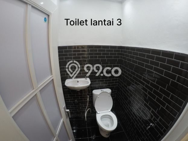 For Rent Ruko Strategis Kawasan Pasir Luyu, Luas 288m², Area Bisnis For Rent Ruko Strategis Kawasan Pasir Luyu, Luas 288m², Area Bisnis