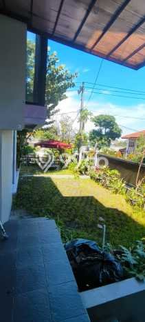 For Sale! Luxury House LT 212m2 Desain Elegan di Gunung Batu For Sale! Luxury House LT 212m2 Desain Elegan di Gunung Batu