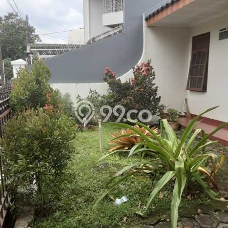 SPECIAL PRICE! Rumah Strategis di Antapani, LT 198m2m² Bangunan 147m2m² SPECIAL PRICE! Rumah Strategis di Antapani, LT 198m2m² Bangunan 147m2m²