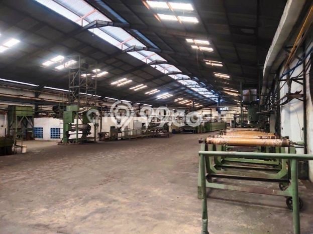 KAWASAN BISNIS! Gudang di Majalaya, Luas 16000m², Jalan Raya KAWASAN BISNIS! Gudang di Majalaya, Luas 16000m², Jalan Raya
