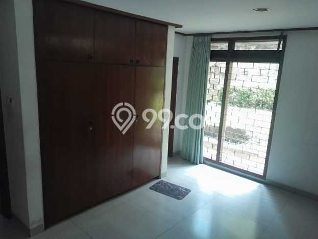 Jarang Ada! Rumah Sewa 5 Kamar Nyaman Siap Huni Setiabudi Jarang Ada! Rumah Sewa 5 Kamar Nyaman Siap Huni Setiabudi