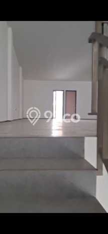 Disewakan Ruko di Pusat Kota Bandung Ramai Strategis Disewakan Ruko di Pusat Kota Bandung Ramai Strategis