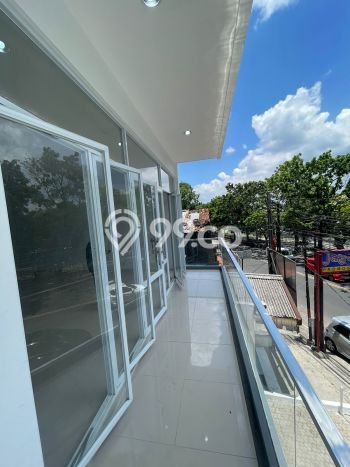PRIME LOCATION! Ruko di Cibeunying, Luas 280m2m², Area Ramai, Siap Untuk Digunakan PRIME LOCATION! Ruko di Cibeunying, Luas 280m2m², Area Ramai, Siap Untuk Digunakan