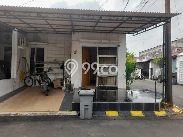 Jual Rumah Minimalis Bagus Punya 2 KT di Pondok Aren Tangerang Selatan SHM Jual Rumah Minimalis Bagus Punya 2 KT di Pondok Aren Tangerang Selatan SHM