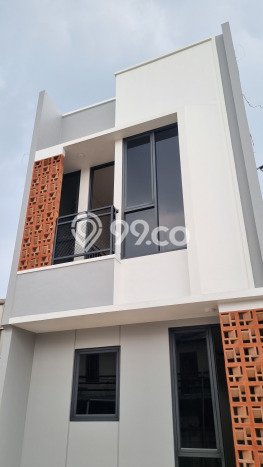 For Sale Hunian Rumah Terawat 2 Kamar di Mekarsari, Depok For Sale Hunian Rumah Terawat 2 Kamar di Mekarsari, Depok